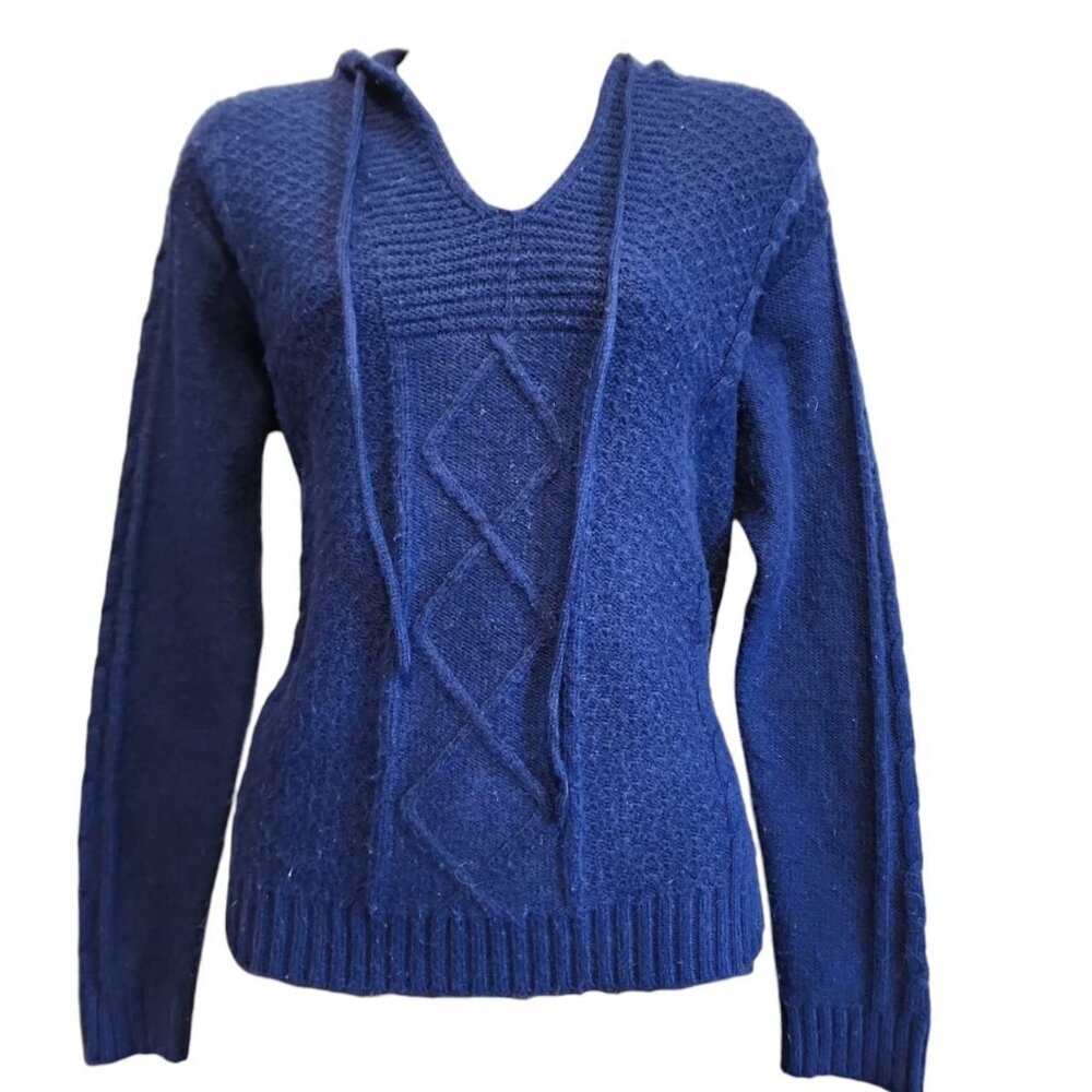 St. John's Bay Women's Navy Blue v-neck Sweater size small